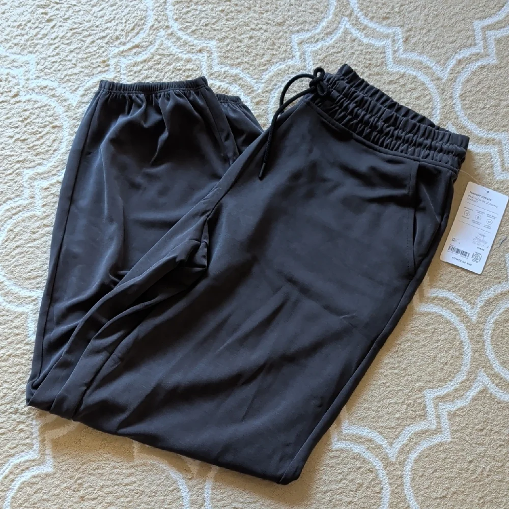Athleta Seasoft Jogger Black NWT - Picture 2 of 8